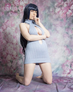 Usatame - Hinata Virgin Killer Sweater