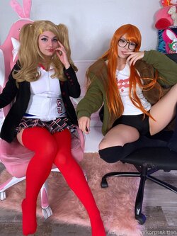 Korpsekitten & Noobs and boobs - Ann & Futaba