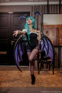 Amanda Welp - Morrigan