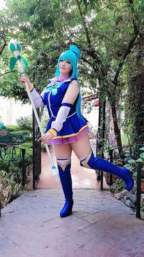 Roxii Cosplay Aqua