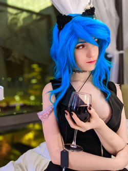 Lana Rain - blue hair