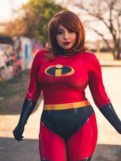 BishoujoMom - Mrs. Incredible