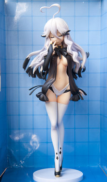 XBlaze Lost: Memories - Nobody 1/8 Complete Figure