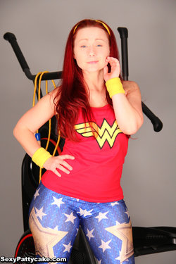 Sexy Pattycake - Wonder Woman