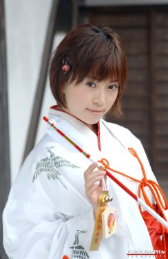 Pornograph/Dressgraph Azumi