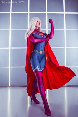 Oichi Chan - Supergirl