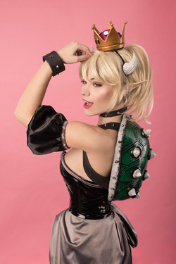 Irina Meier - Bowsette