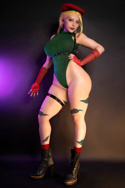 Hana Bunny - Cammy White