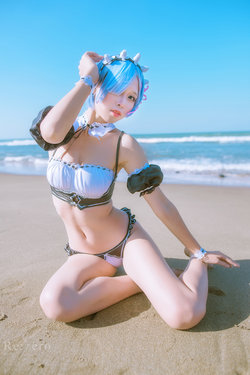 [墨千 x cosplayer ʕ•ﻌ•ʔ] Rem Swimsuit ver. (Re:Zero kara Hajimeru Isekai Seikatsu)