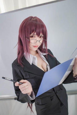 Cosplayer: 鳗鱼霏儿 - Scathch Teacher (Fate Grand Order) + Bonus