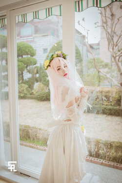 Yuna (유나) - SAINT Photolife – Yuna's Cosplay Vol.2