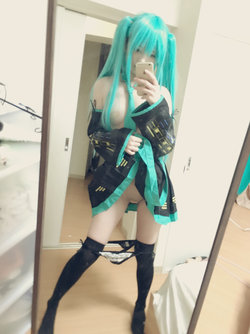 xidaidai (習呆呆) vocaloid - hatsune miku cosplay