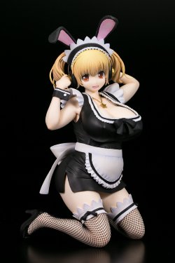 super pochaco bunny figure