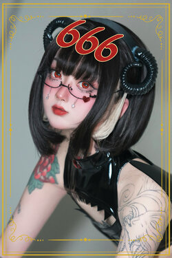 Tatuzi - Femboy Succubus