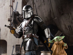 The Mandalorian ArtFX Mandalorian & The Child Statue [bigbadtoystore.com]