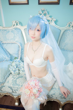 Rem bride cosplay by 妖少