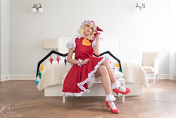 Flandre Scarlet - @caryucospre (DeviantArt)