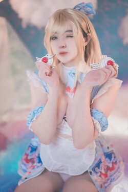 Hatori Sama - Alice in Wonderland