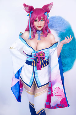 Hana Bunny - Ahri Spirit Blossom