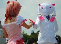 Comiket 80 Cosplay