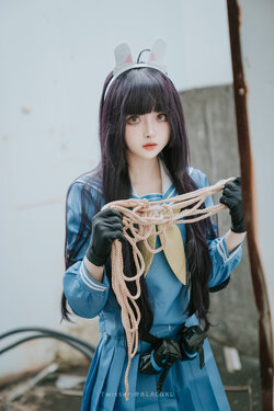 Blacqkl (白莉爱吃巧克力) cosplay Kasumizawa Miyu - Blue Archive