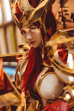 Arena of Valor Cosplay Marja Divine Fire Crystal