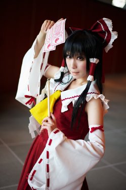 Hakurei Reimu (Matsuko)