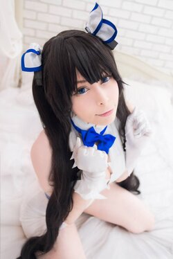 Yuriko Tiger - Hestia