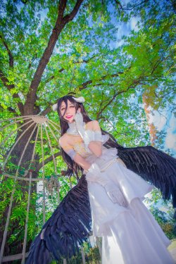 Albedo Cosplay