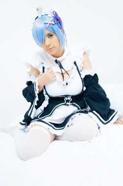 Laura Pyon - Rem