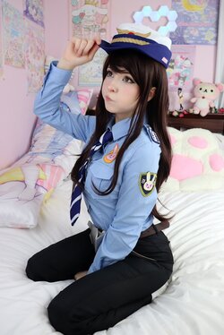 Melondoki - Officer D.Va