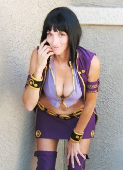 OwlDepot - Nico Robin Cosplay