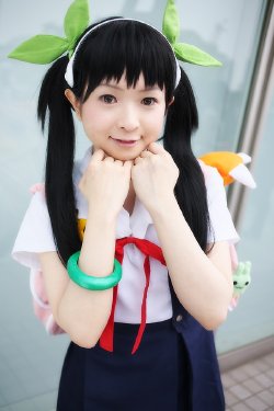 Mayoi Hachikuji (Bakemonogatari) cosplay by Kanan Kaori!