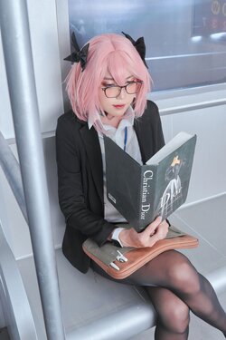 Velvet-Chann: Astolfo Secretary