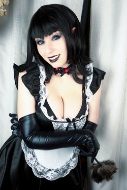 Giada Robin - Maid Mavis