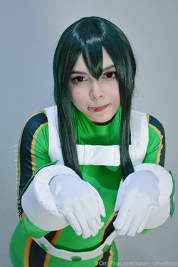 Sarah Carvalho - Tsuyu Asui