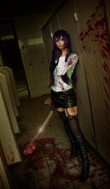 Akatsuki Tsukasa as Saeko Busujima