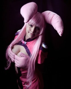 Melona cosplayer from Venezuela (non nude)