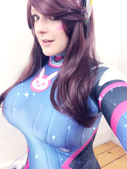 Vicki Valkyrie as D.va