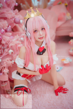 [Usako] Sonico, Queen of Hearts ver. (Super Sonico)