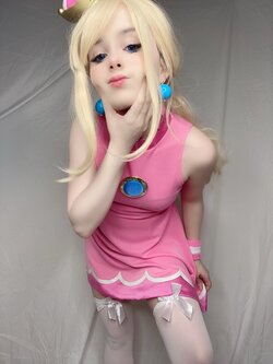 ItsCandyCloud - Princess Peach