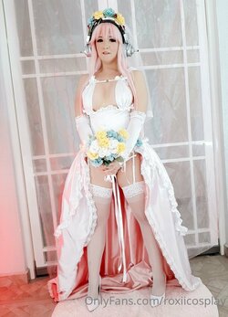 Roxii Cosplay - Sonico