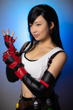 Virtual Geisha - Tifa (Final Fantasy VII)