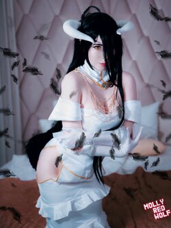 MollyRedWolf Albedo cosplay