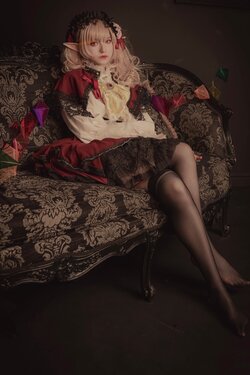 @tartetatin0516 Flandre Scarlet Photoshoot 2