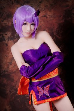 Cosplay Dead Or Alive - Ayane -  by Monpink (Taiwanese Cosplayer)