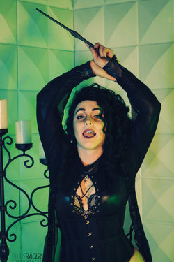 Crumpets Cosplay - Bellatrix Lestrange