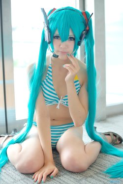 Swimsuit Hatsune Miku (Utateika-na)