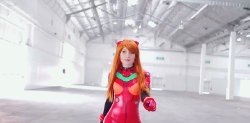 Asuka Langley cosplay Japan Expo Sud 2011 (gif)