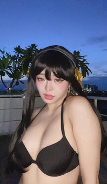 Mei Flurryy - Yor bikini